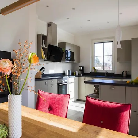 Reetdachhaus Am Bodden Mit Sauna Fuhlendorf (Mecklenburg-Vorpommern)