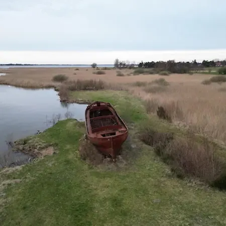 Reetdachhaus Am Bodden Mit Sauna Fuhlendorf (Mecklenburg-Vorpommern)