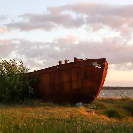 Feriehus Reetdachhaus Am Bodden Mit Sauna Fuhlendorf (Mecklenburg-Vorpommern)