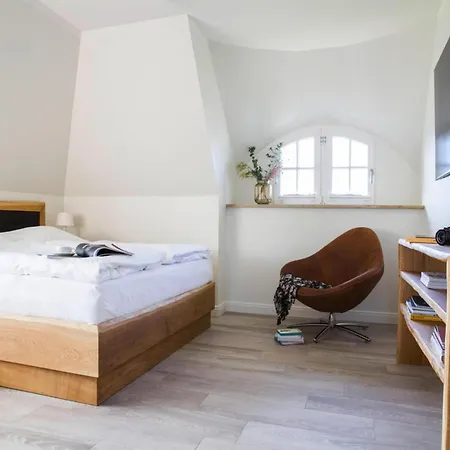 Reetdachhaus Am Bodden Mit Sauna